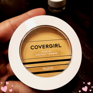 Photo of COVERGIRL Vitalist Healthy Setting Powder uploaded by Erika H.