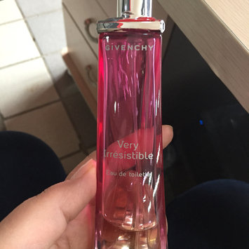 Photo of Givenchy Very Irrésistible Eau De Toilette uploaded by Lahouati A.