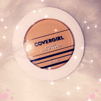 Photo of COVERGIRL Vitalist Healthy Setting Powder uploaded by mochahontas S.