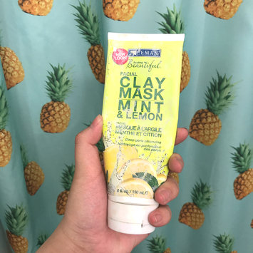 Photo of Freeman Feeling Beautiful Clay Mask Mint & Lemon uploaded by Amy Z.