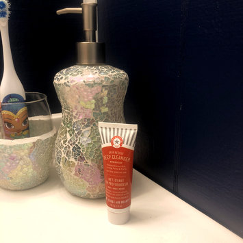 Photo of FIRST AID BEAUTY Skin Rescue Deep Cleanser with Red Clay uploaded by Sara G.