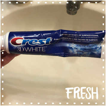 Photo of Crest 3D White Arctic Fresh Whitening Toothpaste uploaded by Mariana R.