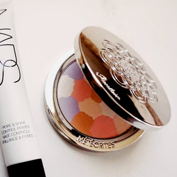 Photo of Guerlain Météorites Compact Light-Revealing Powder uploaded by Tamara F.