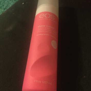 Photo of eos™ Ultra Moisturizing Shave Cream Pomegranate Raspberry uploaded by Lupe L.