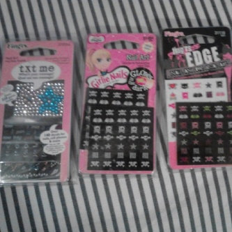 Photo of Little Fing'rs Girlie Nails Fing'r Doodles Set, 1 kit uploaded by Abby N.