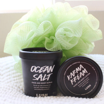 Photo of LUSH Ocean Salt Face and Body Scrub uploaded by Angelica âš¡.