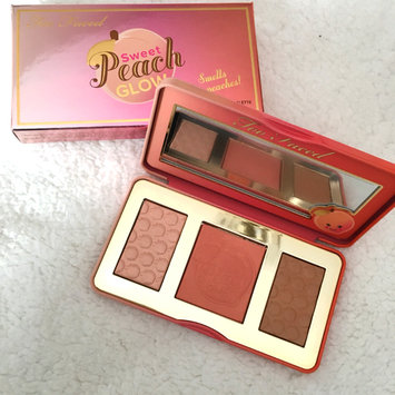 Photo of Too Faced Sweet Peach Glow Infused Highlighting Palette uploaded by ✨L A.