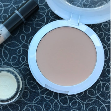 Photo of COVERGIRL Vitalist Healthy Setting Powder uploaded by Hannah C.
