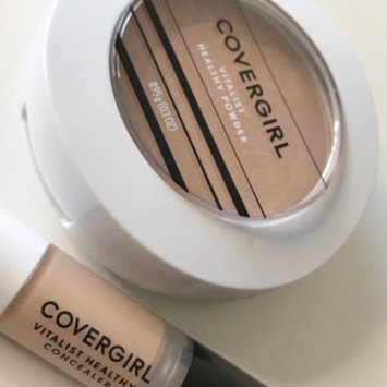 Photo of COVERGIRL Vitalist Healthy Setting Powder uploaded by Nadia V.