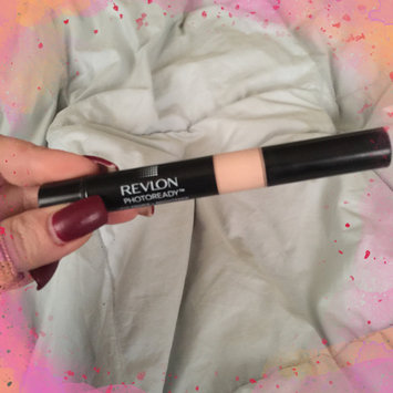 Photo of Revlon Photoready Eye Primer Brightener uploaded by Leslie G.