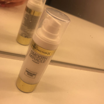 Photo of 3 x Max Factor Smooth Miracle Primer Smooths Skin Texture 30ml - Sealed uploaded by Mia B.