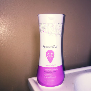 Photo of Summer's Eve Cleansing Wash for Sensitive Skin uploaded by Chakirah K.