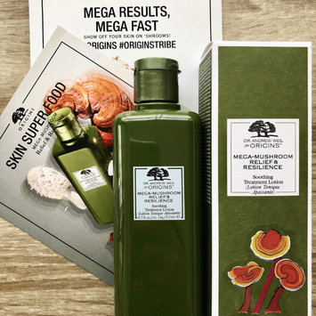 Photo of Origins Dr. Andrew Weil For Origins™ Mega-Mushroom Relief & Resilience Soothing Treatment Lotion uploaded by Julia D.