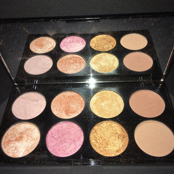 Photo of Makeup Revolution Golden Sugar 2 Rose Gold Ultra Professional Blush Palette uploaded by Em W.