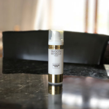 Photo of 3 x Max Factor Smooth Miracle Primer Smooths Skin Texture 30ml - Sealed uploaded by Yura S.