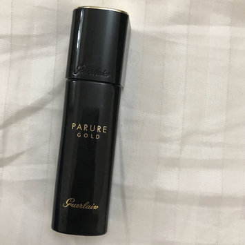Photo of Guerlain Parure Gold Fluid Radiance Foundation uploaded by Mai R.