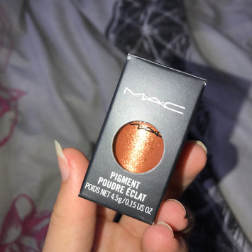 Photo of M.A.C Cosmetics Pigment uploaded by laurenxxx c.