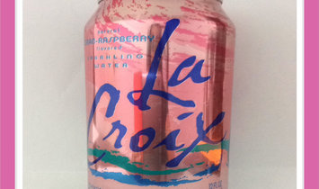 Photo of La Croix Sparkling Water Cran-Raspberry uploaded by Cindy H.