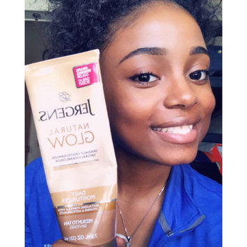 Photo of JERGENS® Natural Glow® Daily Moisturizer uploaded by Ro 💋.