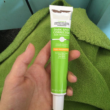 Photo of Equate Beauty Dark Spot Corrector Moisturizing Cream, 1.7 fl oz uploaded by Ashley S.