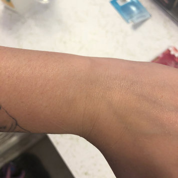 Photo of Urban Decay Naked Illuminated Shimmering Powder for Face and Body uploaded by Katy S.