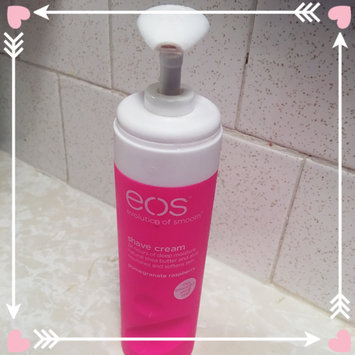 Photo of eos™ Ultra Moisturizing Shave Cream Pomegranate Raspberry uploaded by Nataly M.