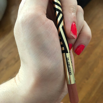 Photo of Urban Decay Gwen Stefani 24/7 Glide-on Lip Pencil uploaded by Courtney T.