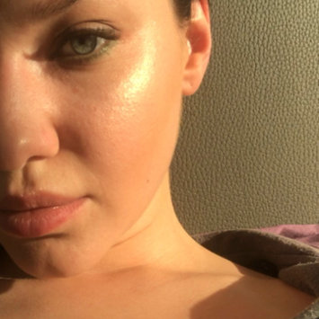 Photo of Laura Geller Beauty Laura Geller Baked Gelato Swirl Illuminator - Gilded Honey uploaded by Alisa R.
