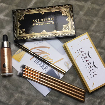 Photo of Boxycharm uploaded by Jessica A.