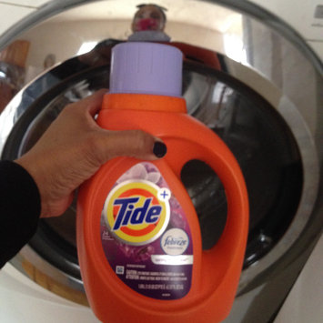 Photo of Tide Plus Febreze Freshness Liquid Laundry Detergent uploaded by Ellenyar B.