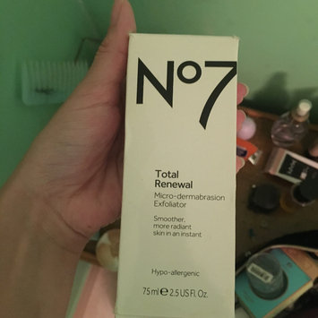 Photo of No7 Total Renewal Micro-Dermabrasion Facial Exfoliator uploaded by Claudia d.