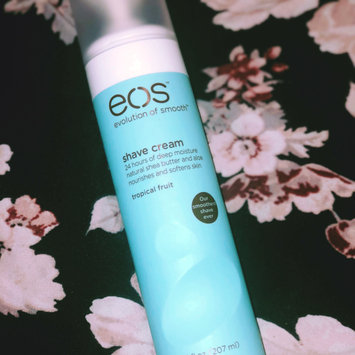 Photo of eos™ Ultra Moisturizing Shave Cream Pomegranate Raspberry uploaded by Jeniya T.