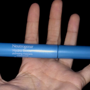 Photo of Neutrogena® Hydro Boost Plumping Waterproof Mascara uploaded by ashlee p.