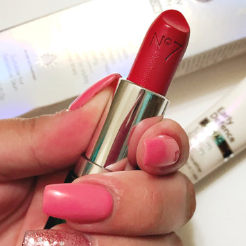 Photo of No7 Moisture Drench Lipstick uploaded by Janiette leidy H.