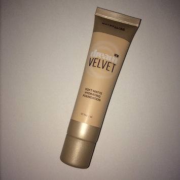 Photo of Maybelline Dream Velvet™ Foundation uploaded by Kezia L.