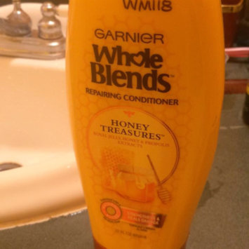 Photo of Garnier Whole Blends Honey Treasures Repairing Shampoo uploaded by Glenda N.