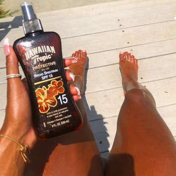 Photo of Hawaiian Tropic® Protective Dry Oil SPF 15 Sunscreen uploaded by Aysia S.