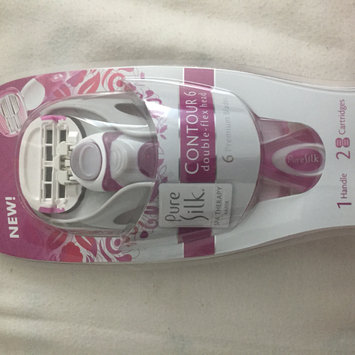 Photo of Pure Silk Contour 6 Premium Disposable Razors uploaded by Veronica E.