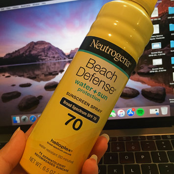 Photo of Neutrogena® Beach Defense® Water + Sun Protection Sunscreen Spray Broad Spectrum SPF 70 uploaded by Guadalupe M.