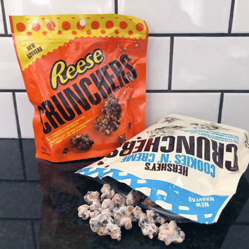 Photo of Hershey's Cookies 'n' Creme Crunchers uploaded by Carolyn S.
