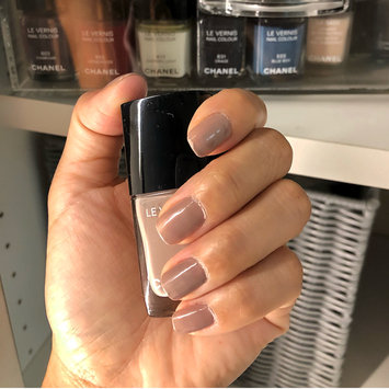 Photo of CHANEL Le Vernis Longwear Nail Colour uploaded by Gloria C.