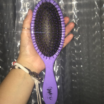Photo of The Wet Brush Original Detangler uploaded by Cayleen C.