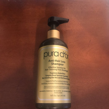 Photo of Pura d'or Premium Organic Argan Oil Anti-Hair Loss Shampoo (Gold Label) uploaded by Juan P.