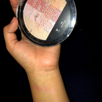 Photo of wet n wild MegaGlo Illuminating Powder uploaded by Elisa H.