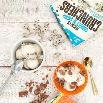 Photo of Hershey's Cookies 'n' Creme Crunchers uploaded by Svitlana V.