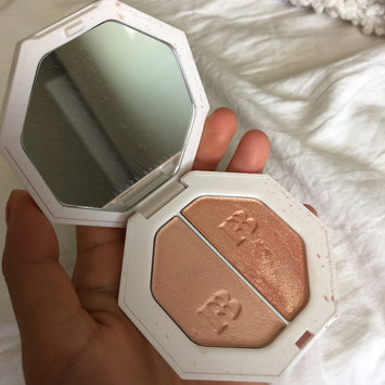 Photo of FENTY BEAUTY by Rihanna Killawatt Freestyle Highlighter uploaded by sid Y.