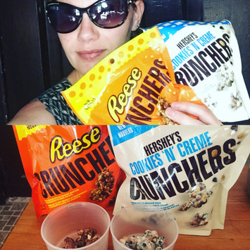 Photo of Hershey's Cookies 'n' Creme Crunchers uploaded by Sarah P.