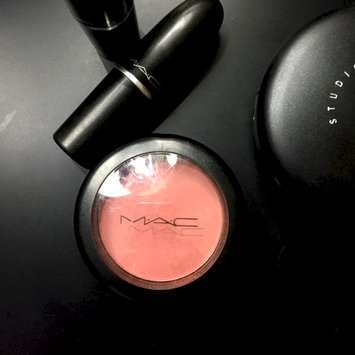 Photo of M.A.C Cosmetics Powder Blush uploaded by Eliza B.