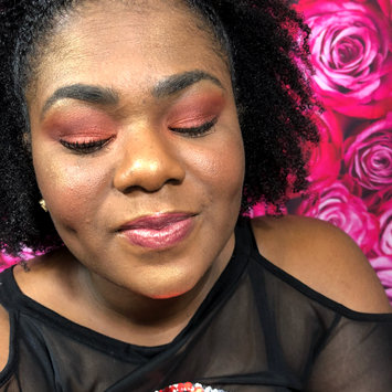 Photo of Kat Von D Lock-it Color Correcting Eyeshadow Primer uploaded by Curlie T.