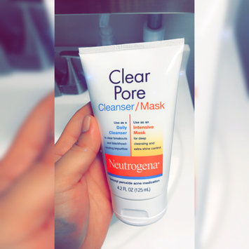 Photo of Neutrogena® Clear Pore Cleanser/Mask uploaded by Lisandra T.
